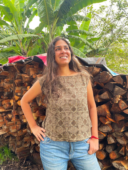 Mehak // Ajrakh Crop top