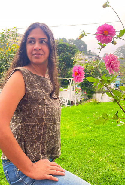 Mehak // Ajrakh Crop top