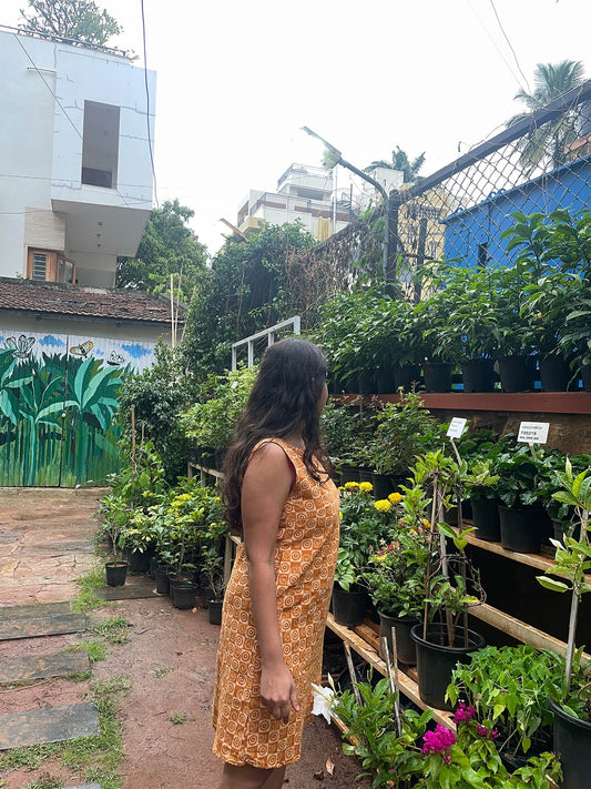 Mandarin Short dress // Dabu print