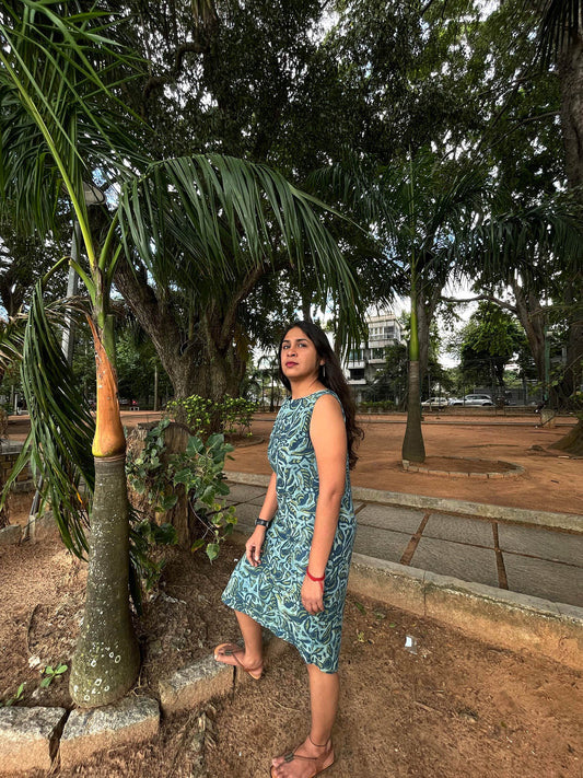 Mor Marbling line dress // Block Print Mulmul